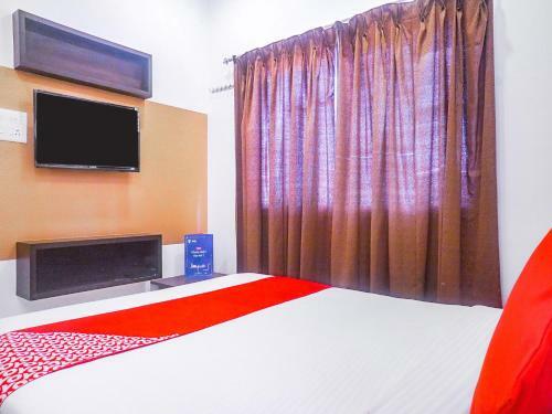 Hotel Oyo 15741 Z Inn