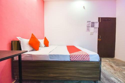 Oyo 49541 Hotel Waris Residency