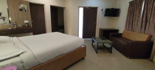 Hotel Lamel Cove Beach Resort