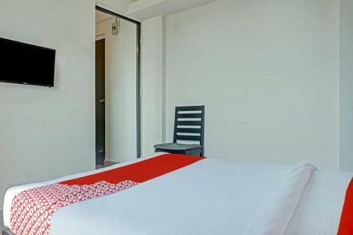 Oyo Flagship 76624 Hotel Green Leaves- Hygiene Ensured