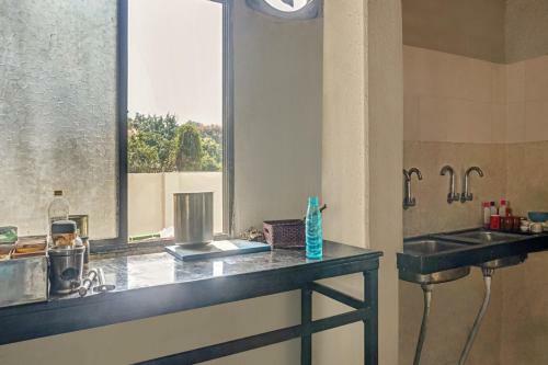 Oyo Flagship 76624 Hotel Green Leaves- Hygiene Ensured