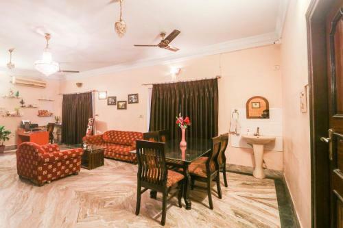 Hotel Oyo 67454 London Rooms