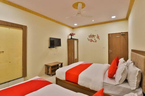 Oyo 30369 Abc Hotel