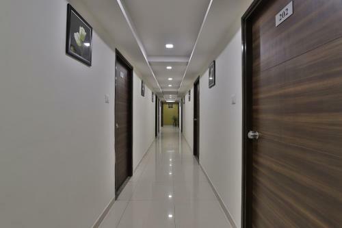 Oyo 40026 Hotel Acropole