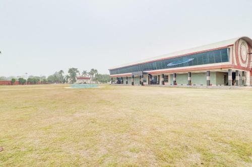Oyo 77889 Hotel Viva City