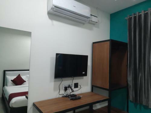 Hotel Abedrooms- Budget Stay Thanajvur