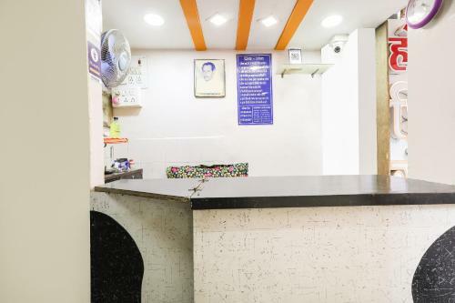 Spot On 67225 Hotel Shivganga