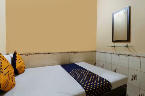 Hotel Spot On 69894 Dream Night Lodging And Boarding