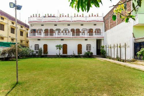 Hotel Oyo 28245 Lhasa Paying Guest House
