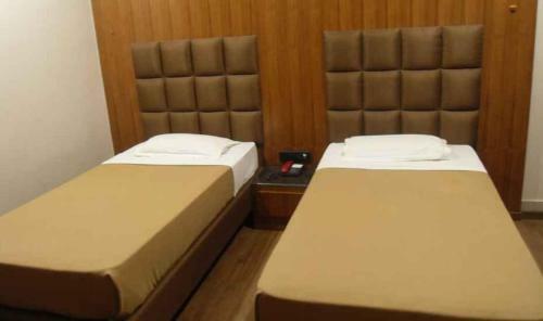 Adb Rooms Hotel Surabhi International,varanasi