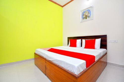 Hotel Oyo 43320 Mannat Guest House