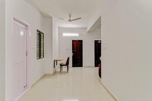 Hotel Oyo Silverkey Executive Stays 44246 Galaxy Inn
