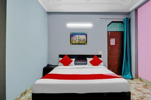 Oyo 76152 Prem Hotel
