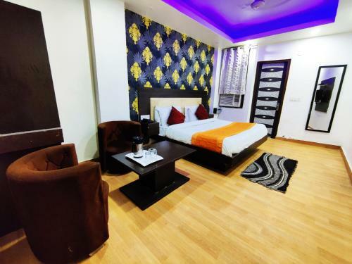 Hotel Noida Saffron