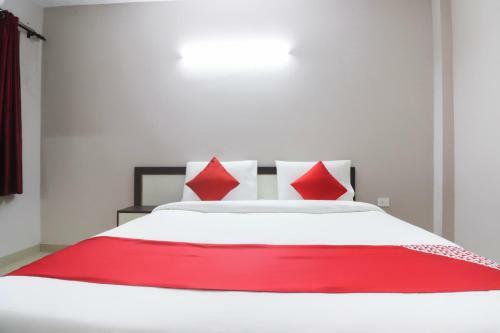 Oyo 64760 Hotel The Mayur Legacy