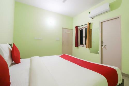 Oyo 64760 Hotel The Mayur Legacy