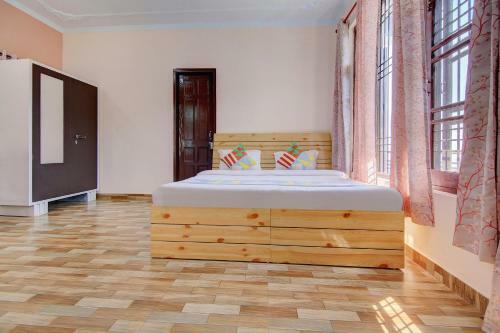Hostal Oyo 78596 Ashok Homes