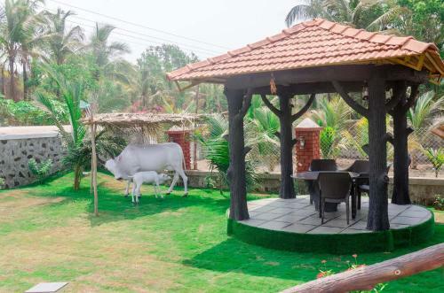 Bed & Breakfast Bigfoot Stay - Malhar Villa