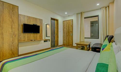 Treebo Trend Hotel Black Diamond
