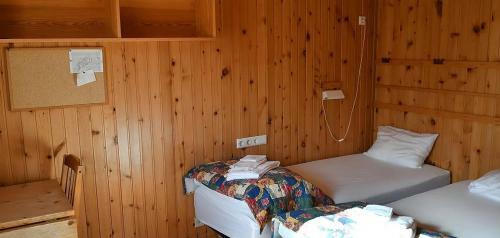 Kaffi Holar Cottages And Apartments