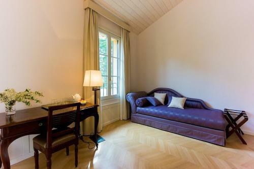 Annone Di Brianza Villa Sleeps 21 With Pool And Air Con