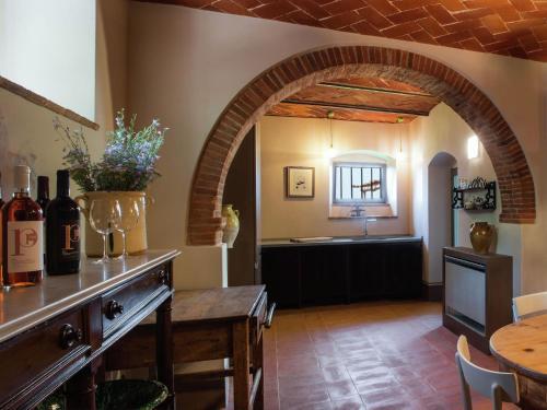 Villa With Private Pool On An Organic Wine Estate