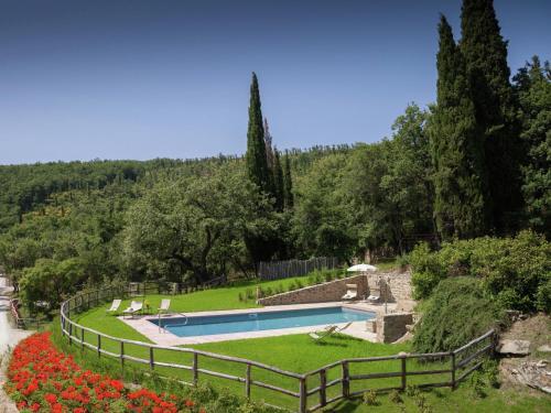 Villa With Private Pool On An Organic Wine Estate