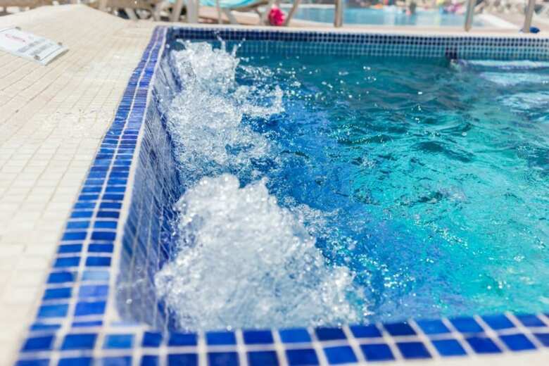 Hotel Broncemar Beach Suites