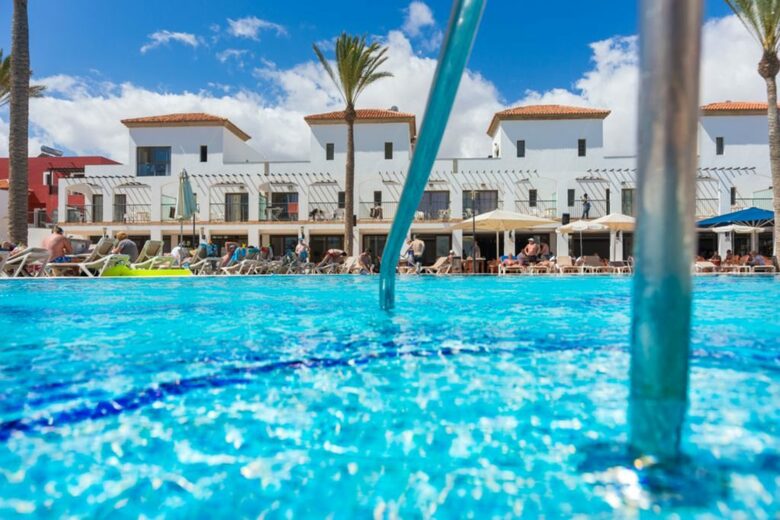 Hotel Broncemar Beach Suites