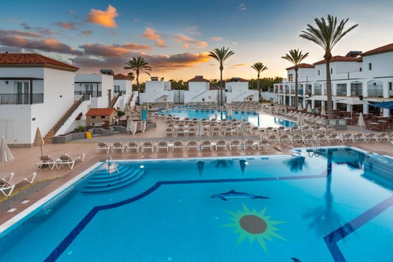 Hotel Broncemar Beach Suites