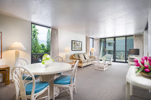 Hotel Aston Kona By The Sea
