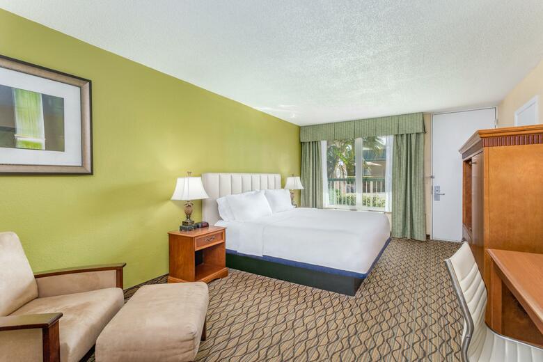 Hotel Holiday Inn Oceanside Vero Beach