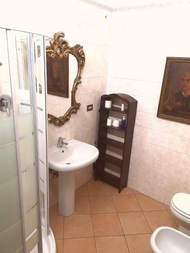 Farolfi Apartments Palazzo Bargellini Panzacchi