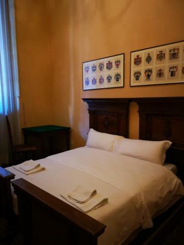Farolfi Apartments Palazzo Bargellini Panzacchi