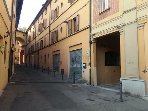 Apartamento Suite Saragozza Free Small Parking,bologna