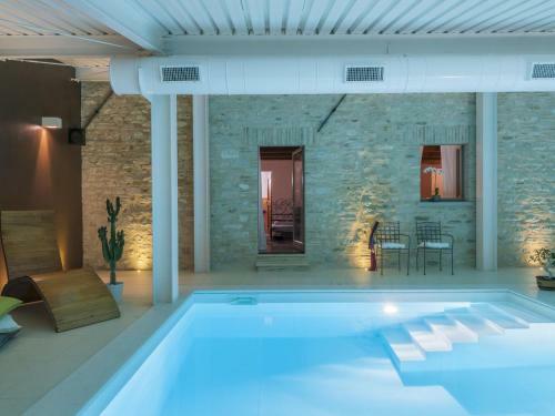 Luxurious Villa In Cagli With Indoor Swimming Pool