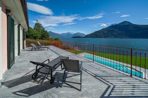 Calozzo Villa Sleeps 12 With Pool And Air Con