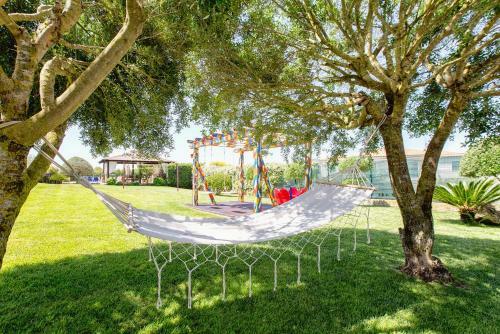 Villa Mariposa Con Piscina Per 12/14 Persone