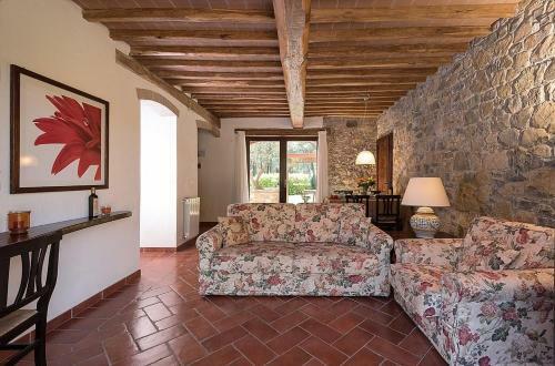 Villa In Casa Pallini Sleeps 4 With Pool
