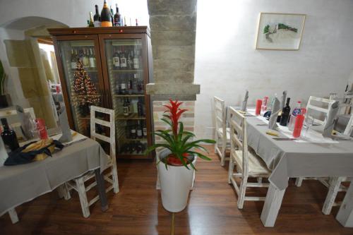 Hostal Abas Ristorante Pizzeria Affittacamere