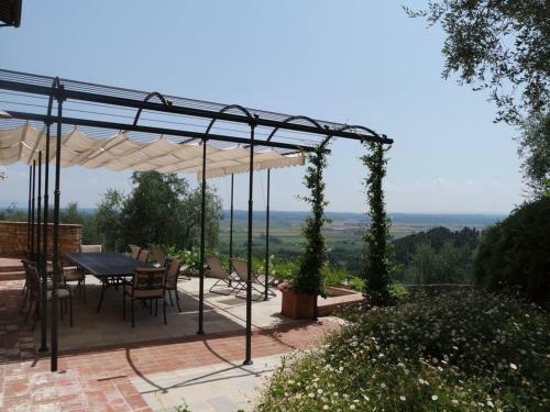 Luxury 6-bed Tuscan Villa Near Lucca