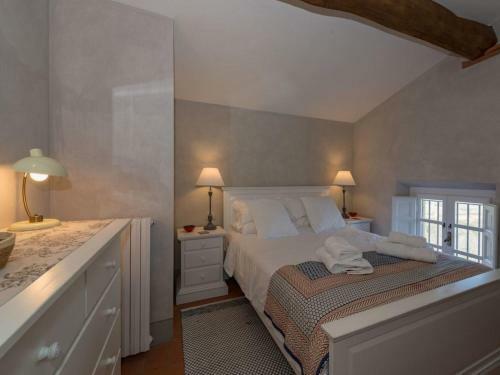 Luxury 6-bed Tuscan Villa Near Lucca