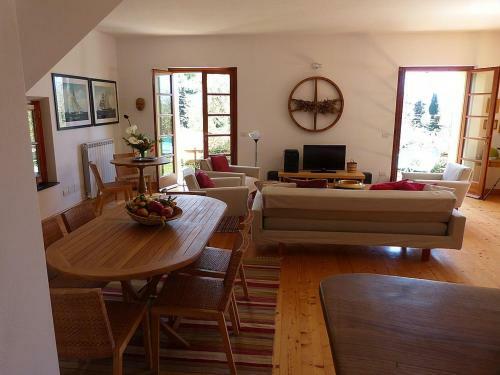 Chiavari Villa Sleeps 6 Pool Air Con Wifi