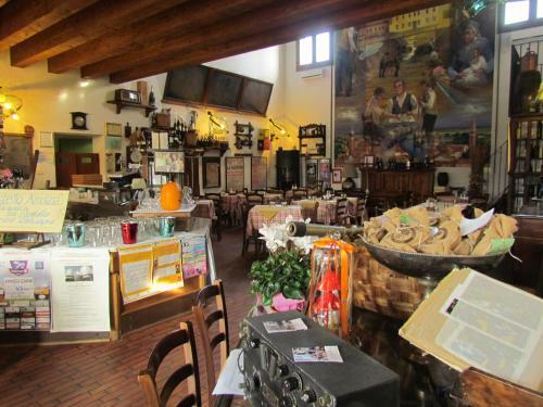 Hotel Ristorante Alloggio Ostello Amolara