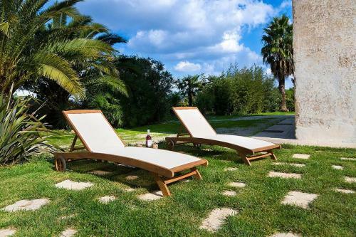 Collepasso Villa Sleeps 13 Pool Air Con Wifi
