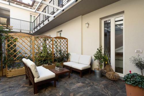Apartamento White Suite With Private Terrace By Rentallcomo