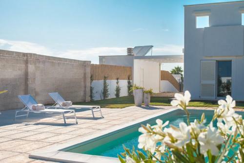 San Bartolomeo Villa Sleeps 4 With Pool And Air Con