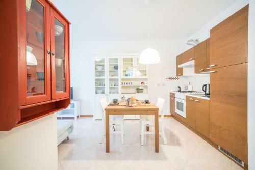 Bright Apartments Desenzano - Garibaldi City Centre