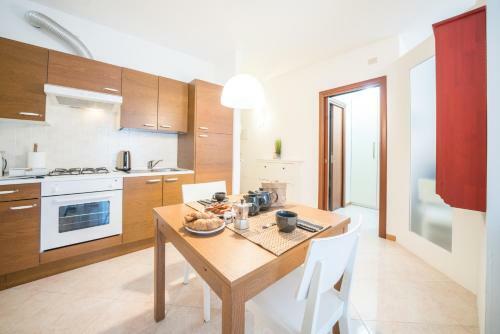 Bright Apartments Desenzano - Garibaldi City Centre
