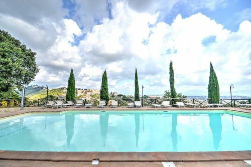 Fiordini Villa Sleeps 4 Pool Air Con Wifi